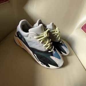 Yeezy Boost 700 Wavy Runner